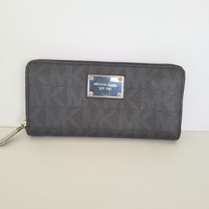 MICHAEL KORS Jet Set Black Saffiano Leather Zip Around Wallet Large Clutch 8x4